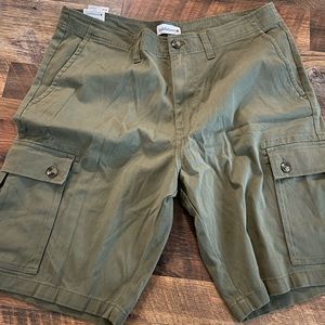 Men’s 38 shorts